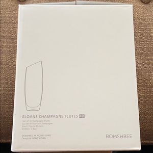 New! Set of 4 Champagne Flutes